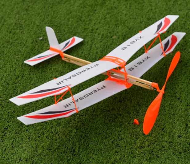 Летательный аппарат из пенопласта