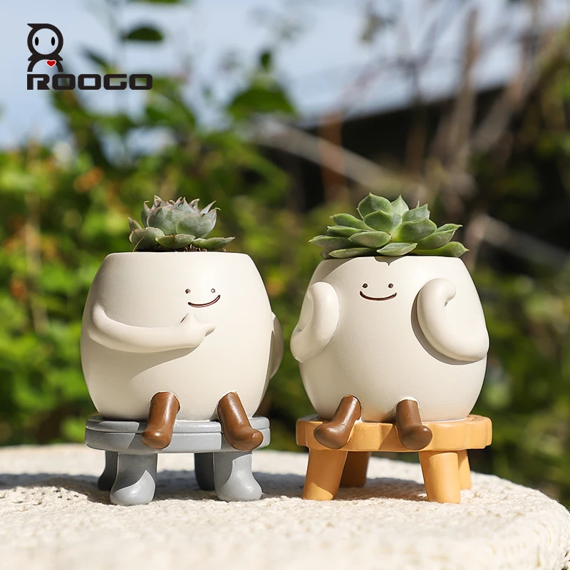 Roogo Cartoon Role Relaxing Life Bonsai Small Mood Adorable New Style Simple Design Chair and Pot Resin Planter Wholesale Price