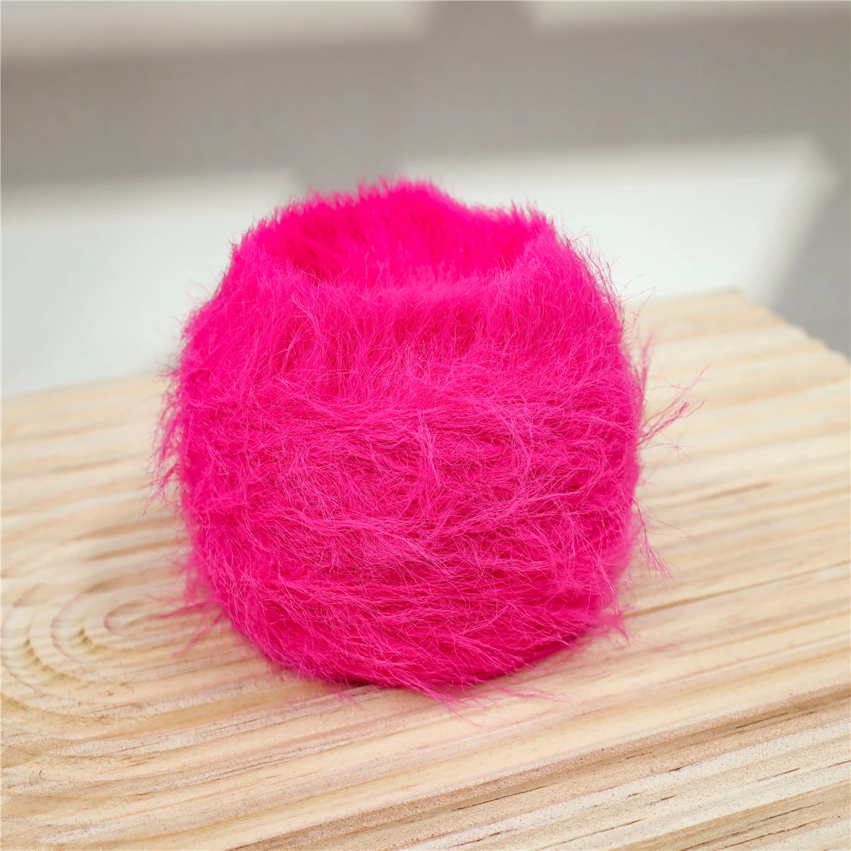 High-quality 5.0Cm nylon feather yarn mink imitation yarn knitting fancy yarn