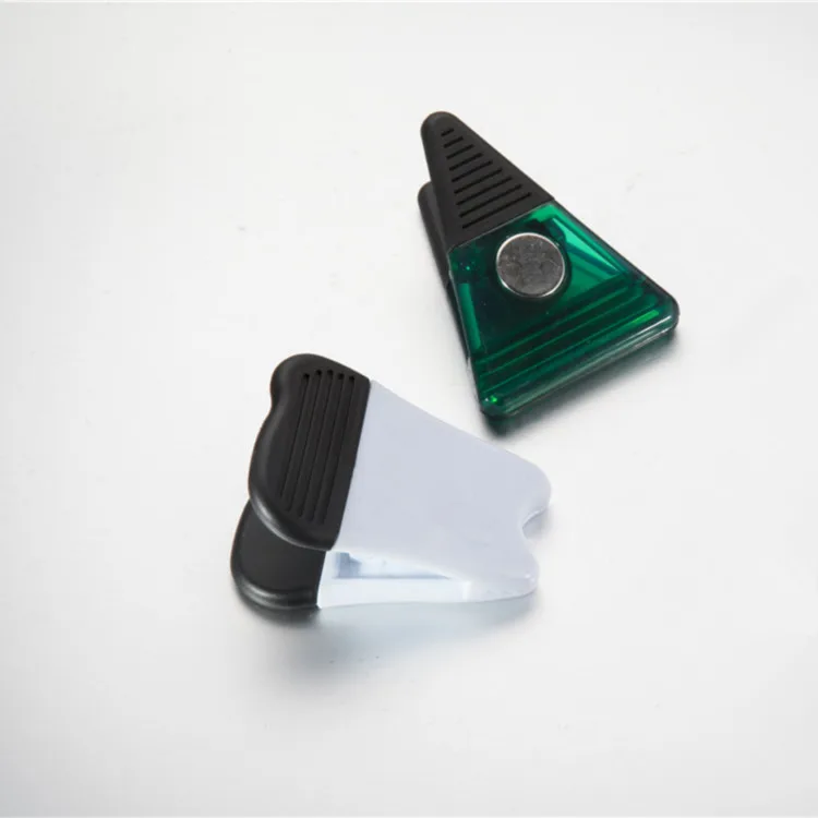 Magnetic Plastic Memo Clip Tooth Triangle Dog Claw Clip For Refrigerator Magnet Clip