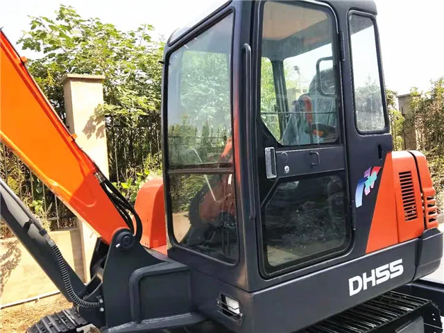 Б/у б/у мини-экскаватор doosan dh55 cons doosan55 5-тонный экскаватор с лопастной экскаватором 5 тонн