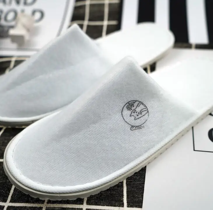 Manufacturers sell disposable slippers free design logo