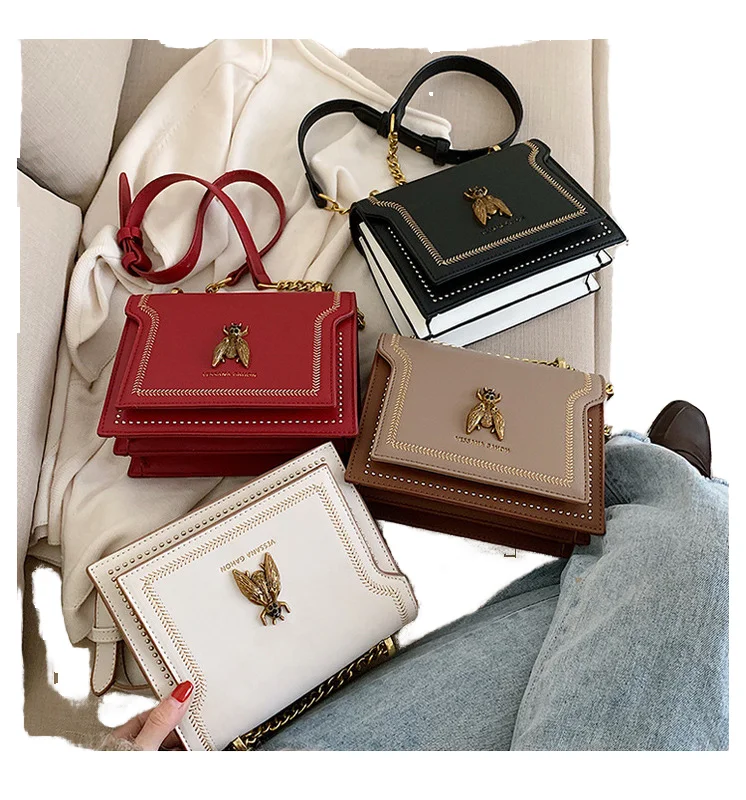 Custom Logo Small Rivets Handbags 2024 Girls Luxury Bee Purses Females Korean Style Hand Bags For Woman