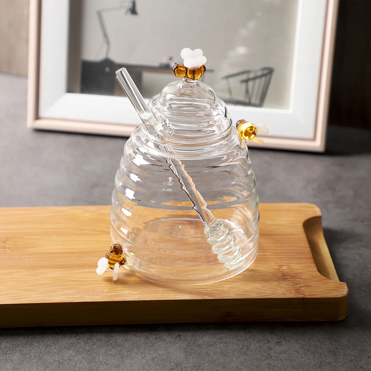 39Years Production Bee Shaped High Borosilicate Glass Honey Container 500ml Glass Honey Jar