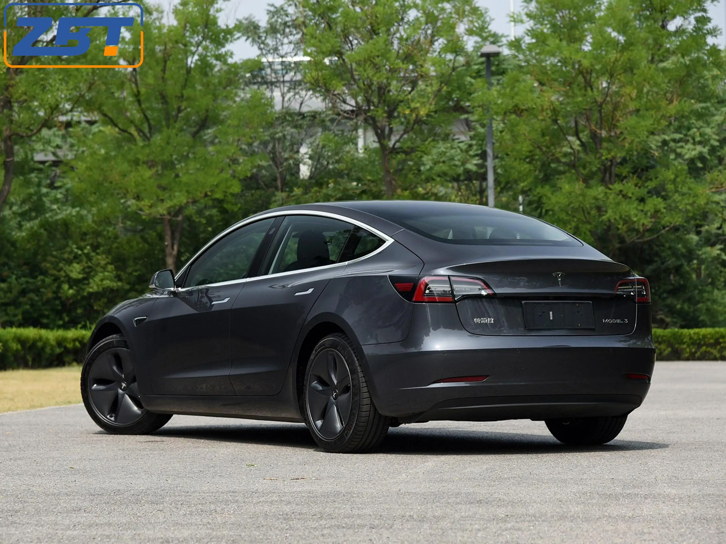  Дешевая цена бывшая в употреблении китайская модель tesla 3 комплекта автомобилей 4 колеса LHD рулевое колесо Электрический автомобиль Лидер
