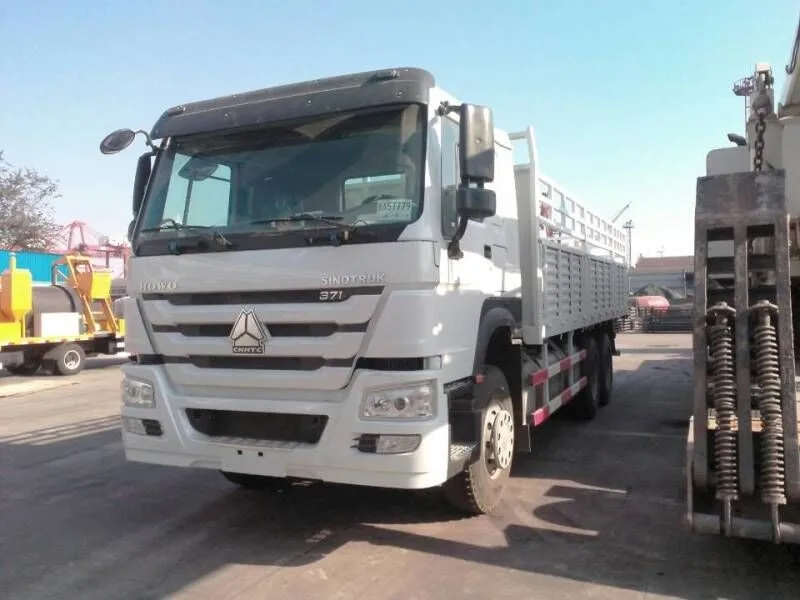 2020 Sinotruck howo trucks 10 wheel Cargo Truck / howo trucks chassis  for sale