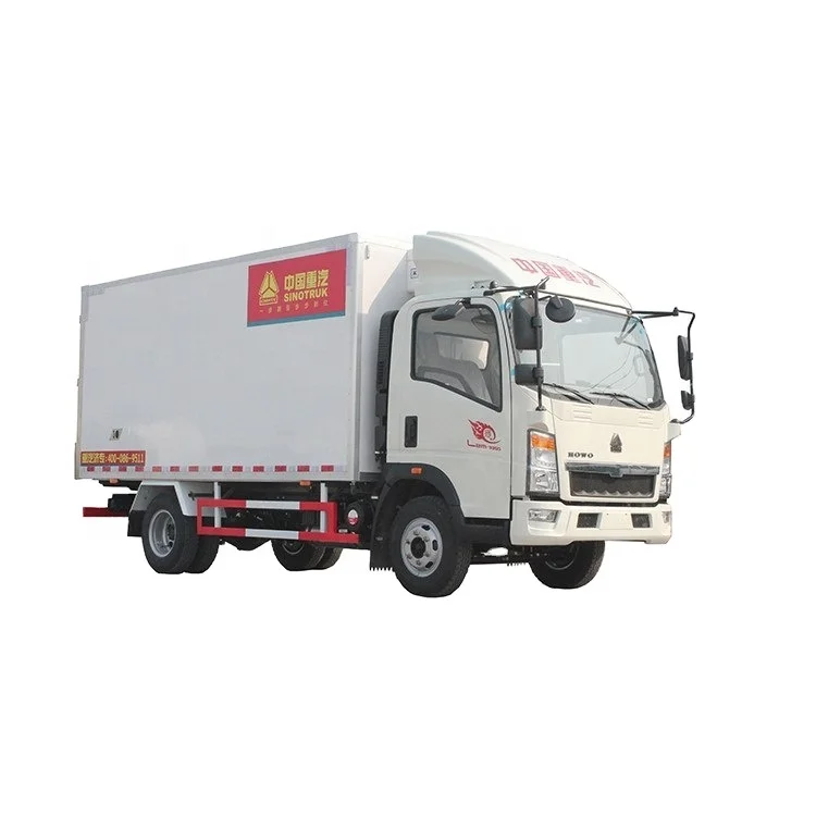 2021 new design HOWO  6 wheeler 5 tons refrigerated truck box for frozen food transport