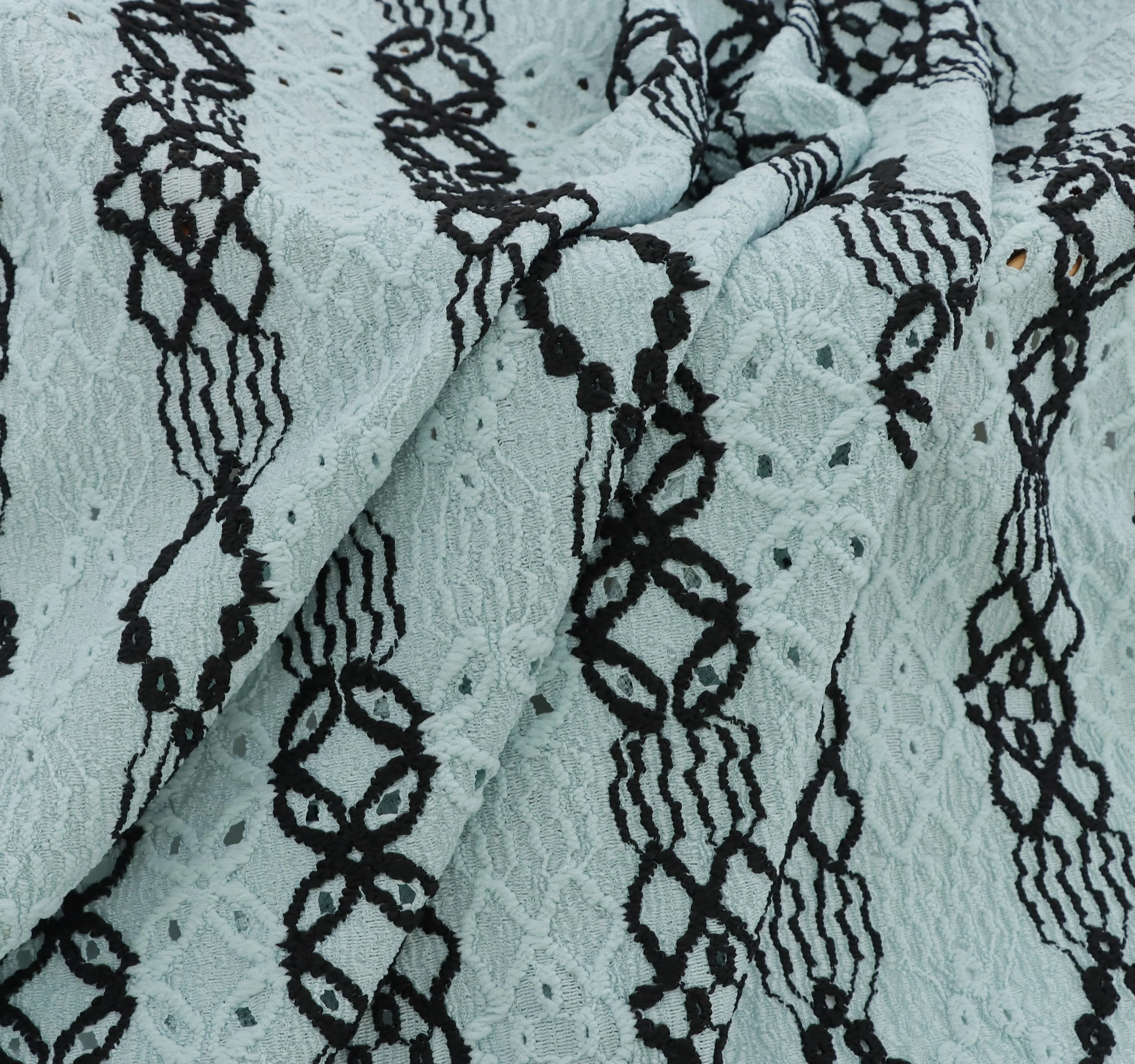 New Style Popular Single Jacquard Polyester Stretch Knitted Custom Floral Jacquard Sweater Fabric