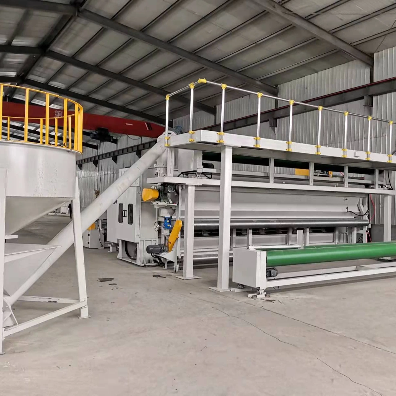 watercourse bentonite mat GCL geosynthetic clay liner production line