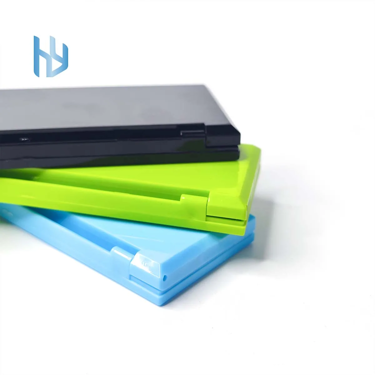 Low MOQ  26.5mm 5Colors Matte Black High Pigmented Shimmer Eyeshadow Case Custom Logo Empty Eyeshadow Palette Case