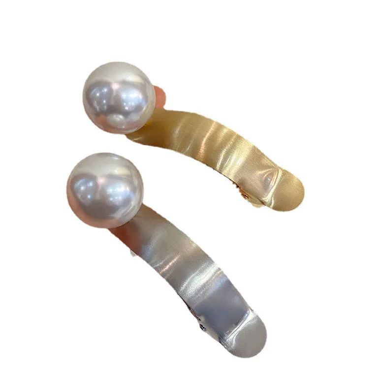 French Vintage Pearl Duckbill Claw Clip Elegant Metal Shark Clip Headpiece Fashion Metal Hair Clip for Women