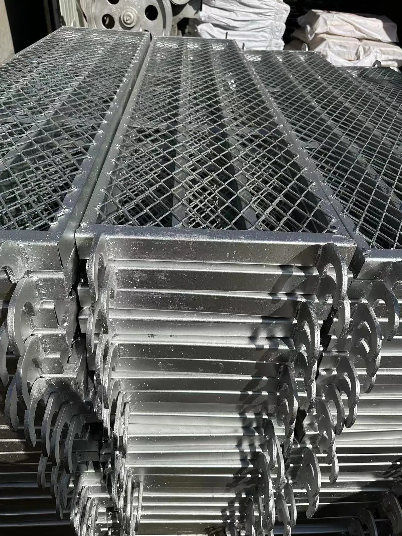 Manufacturing of Metal Adjustable Layher Andamio Scaffolding