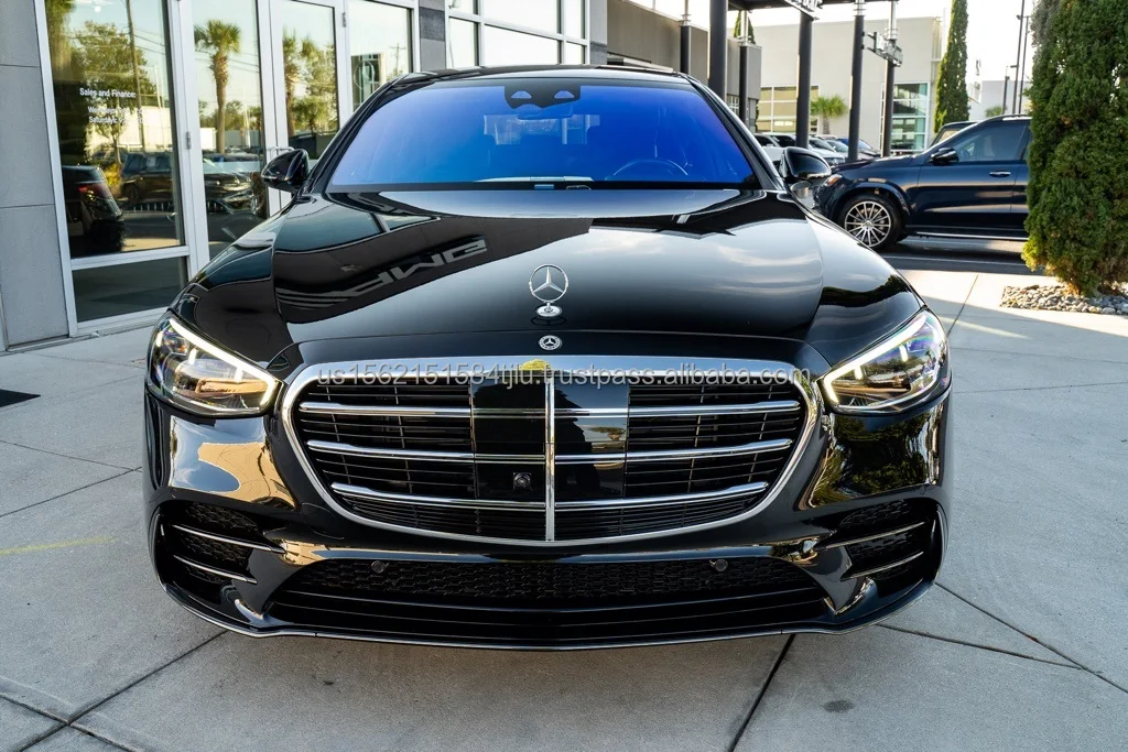 Хорошо используемый чистый 2023 MERCEDES BENZ S 500