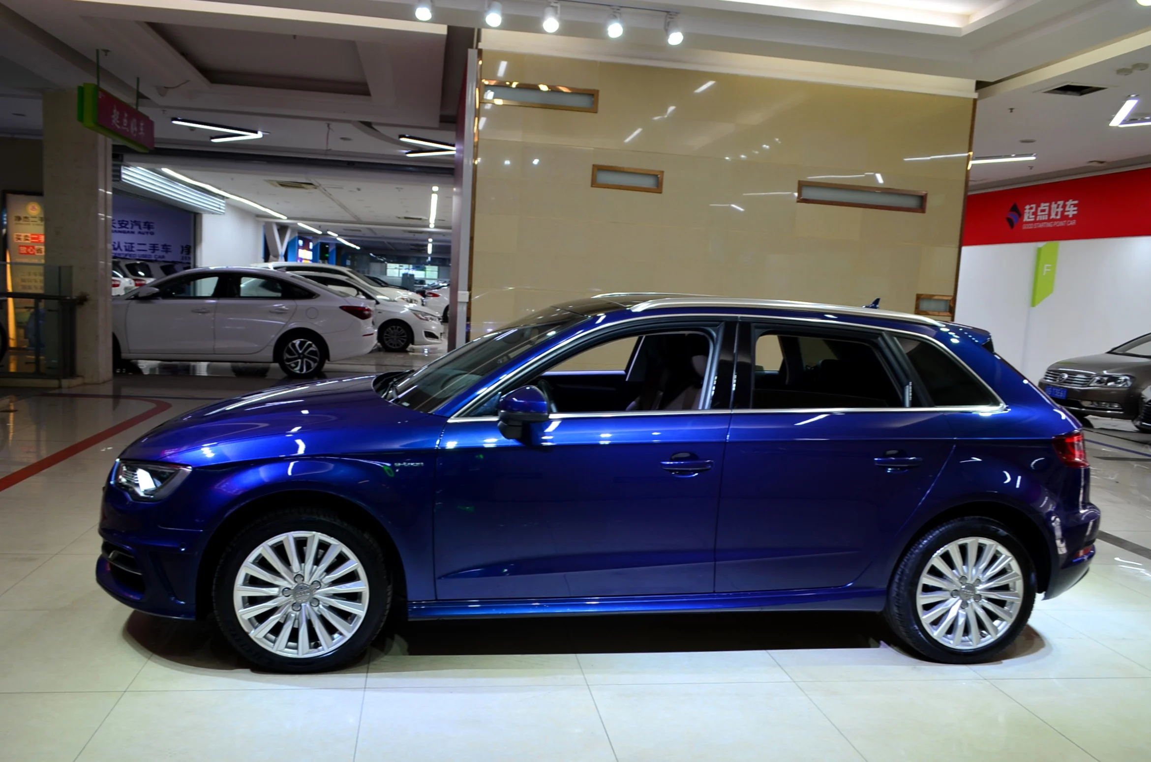 Используемый Audi A3 внедорожник Sep-2017 62012 миль Гибридный 1 4 т 150 л.с. 330 нм 6-DCT 225/45 R17 шины электрический дальность движения 50 км