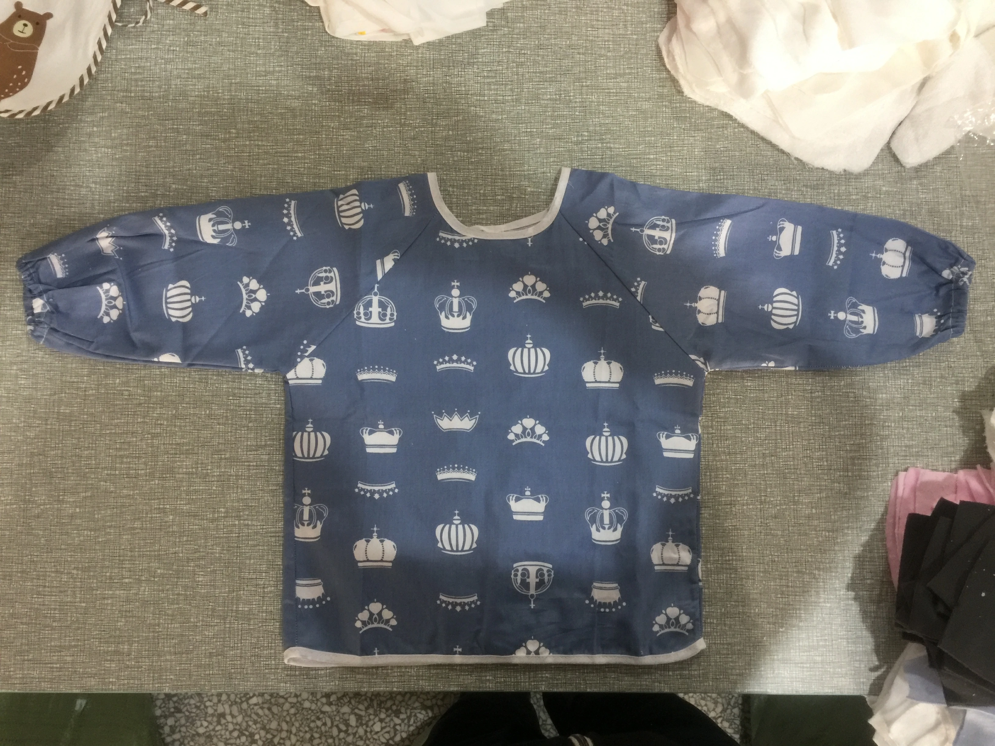 
Long Sleeve 100% Cotton Feeding Baby Bibs 