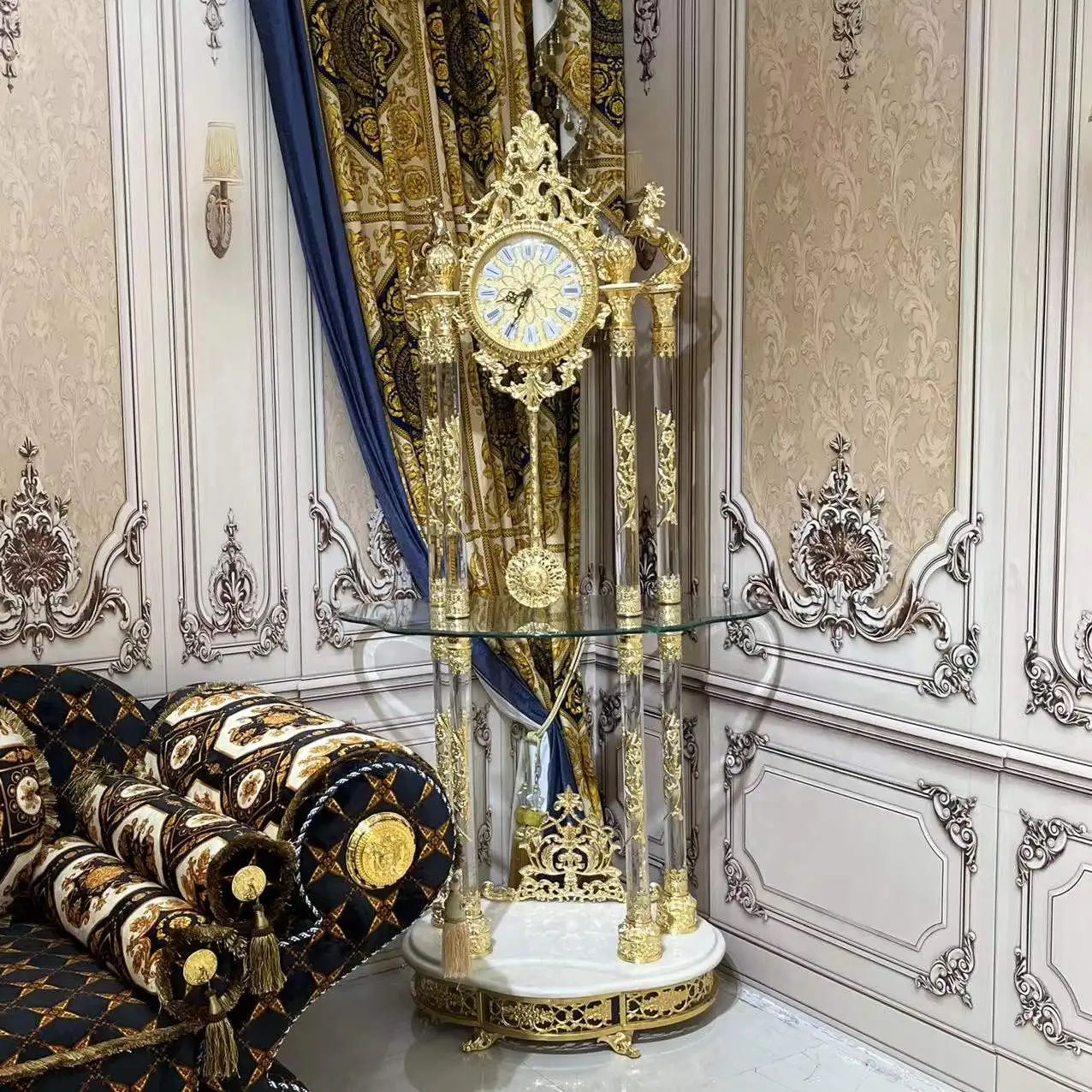 Classic Crystal Floor Clock Time Keeper Floor Clock Luxury Golden Standing Clock