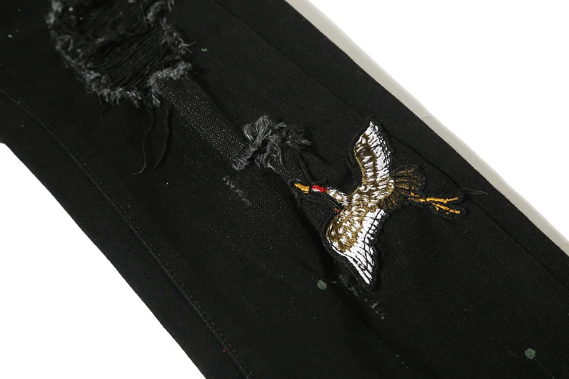 
OEM wholesale new model jeans men skinny ripped blue denim embroidery track jeans 