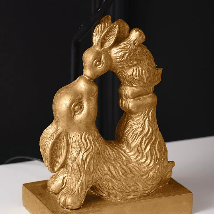 Custom Gold Resin Rabbit Bedroom Side Lamp Romantic Atmosphere Desk Lamp Animal Statue Table Lamp For Restaurant