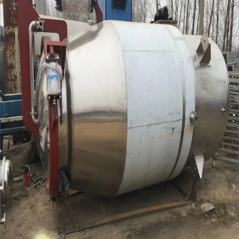 Vacuum pressure reducing tank for traditional Chinese  extraction and concentration equipment