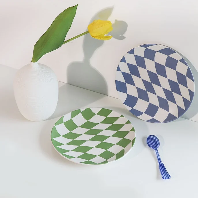 Factory wholesale Porcelain effect circular tableware Colored melamine plates sets Bamboo Fiber dinner plate