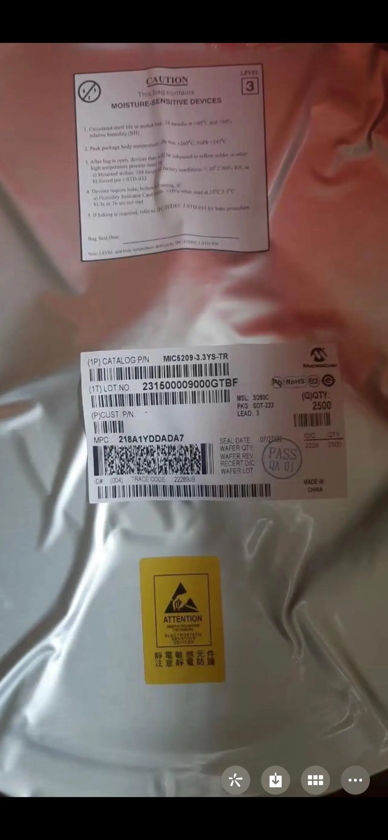 TS80C51RD2-LIB (Electronic components IC chip)