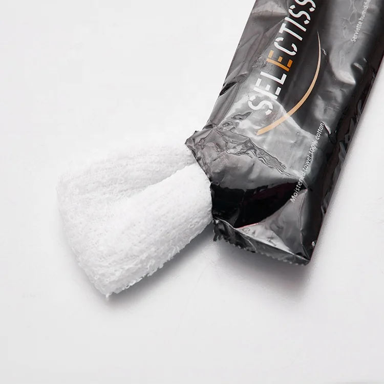 Disposable hot and cold refreshing wet towels wipe moist towelette