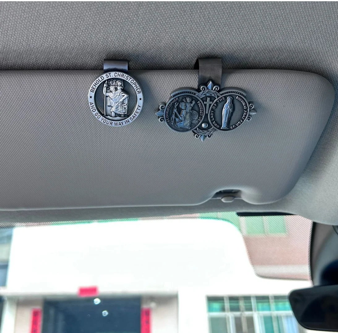 Wholesale Zinc Alloy Car and Automotive Charm Pendant Catholic St Christopher Protect Saint Christopher Visor Clip