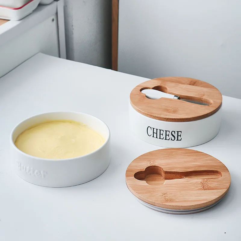 Durable Kitchen Food Storage Container Large Capacity 700ml Ceramic Butter Dish With Knife And Wooden Seal Lid