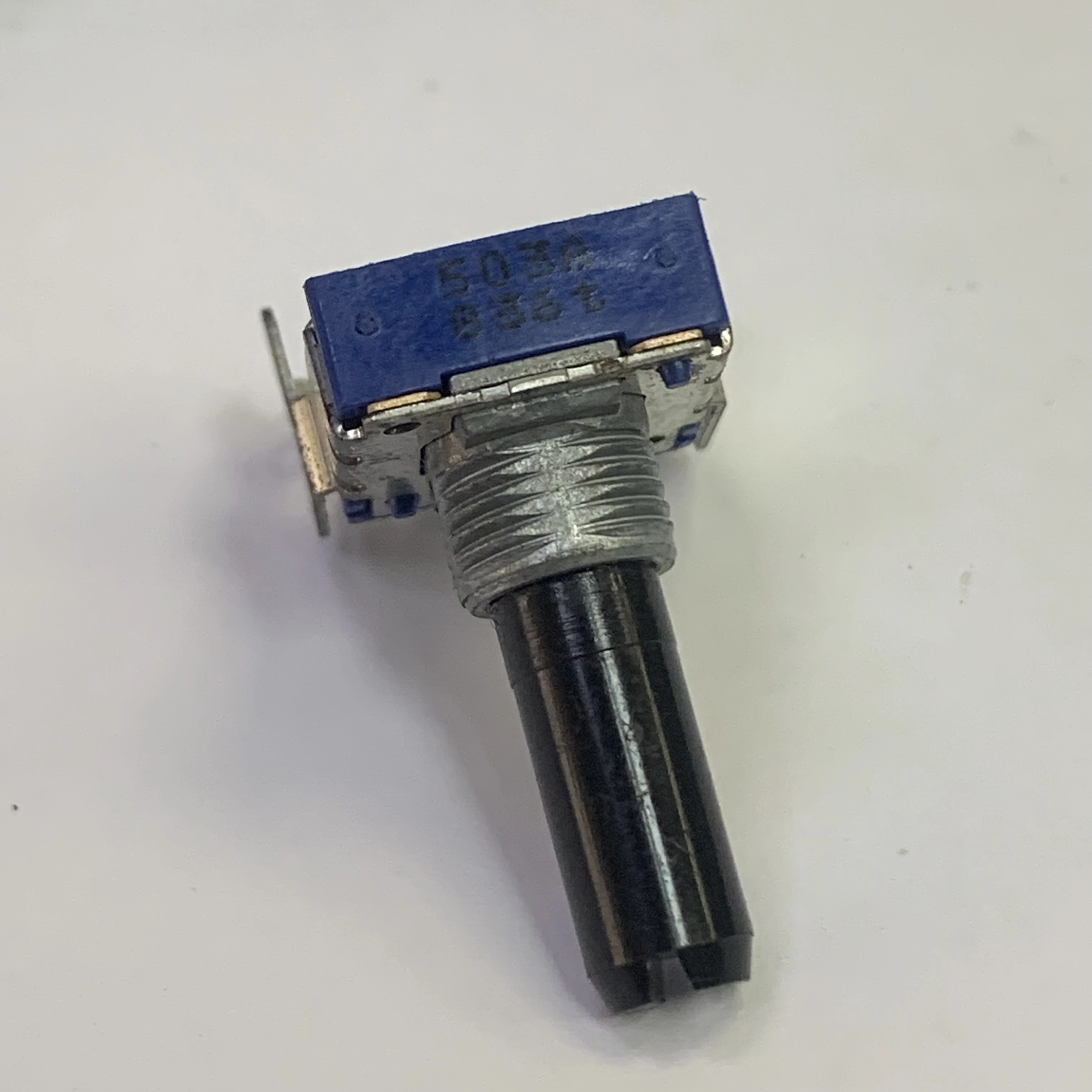 Двойной вращающийся потенциометр RK14K 50k 15A 14 мм