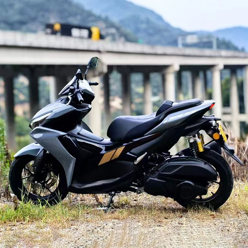 New Arrival NVX 150cc Gasoline Scooters with Water Cooled Engine EFI System 105 kmh Max Speed Powerful Motorcycles