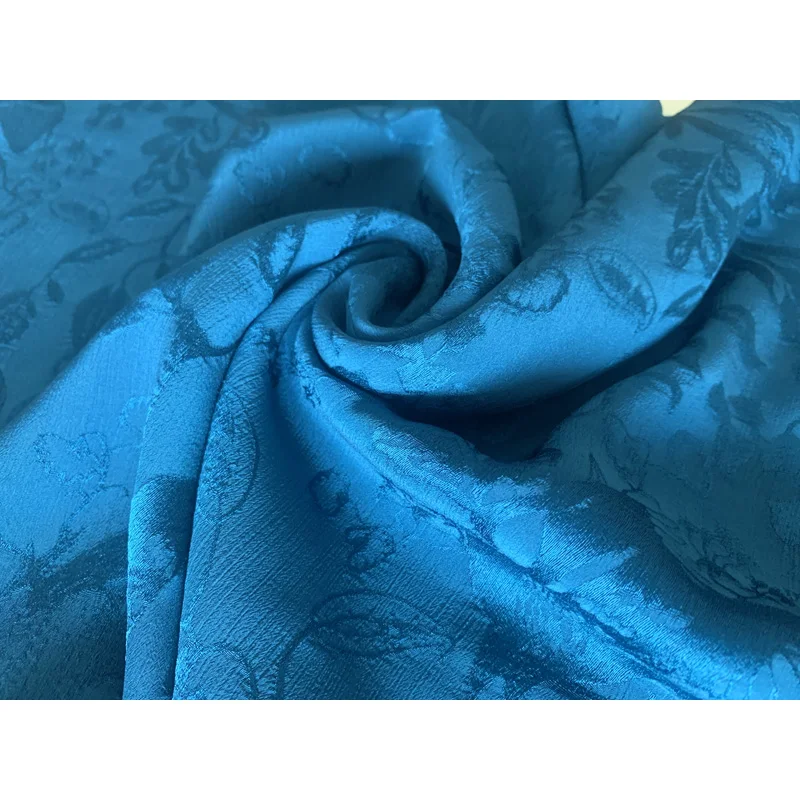 Exquisite craftsmanship Crepe chiffon jacquard in flat screen printing