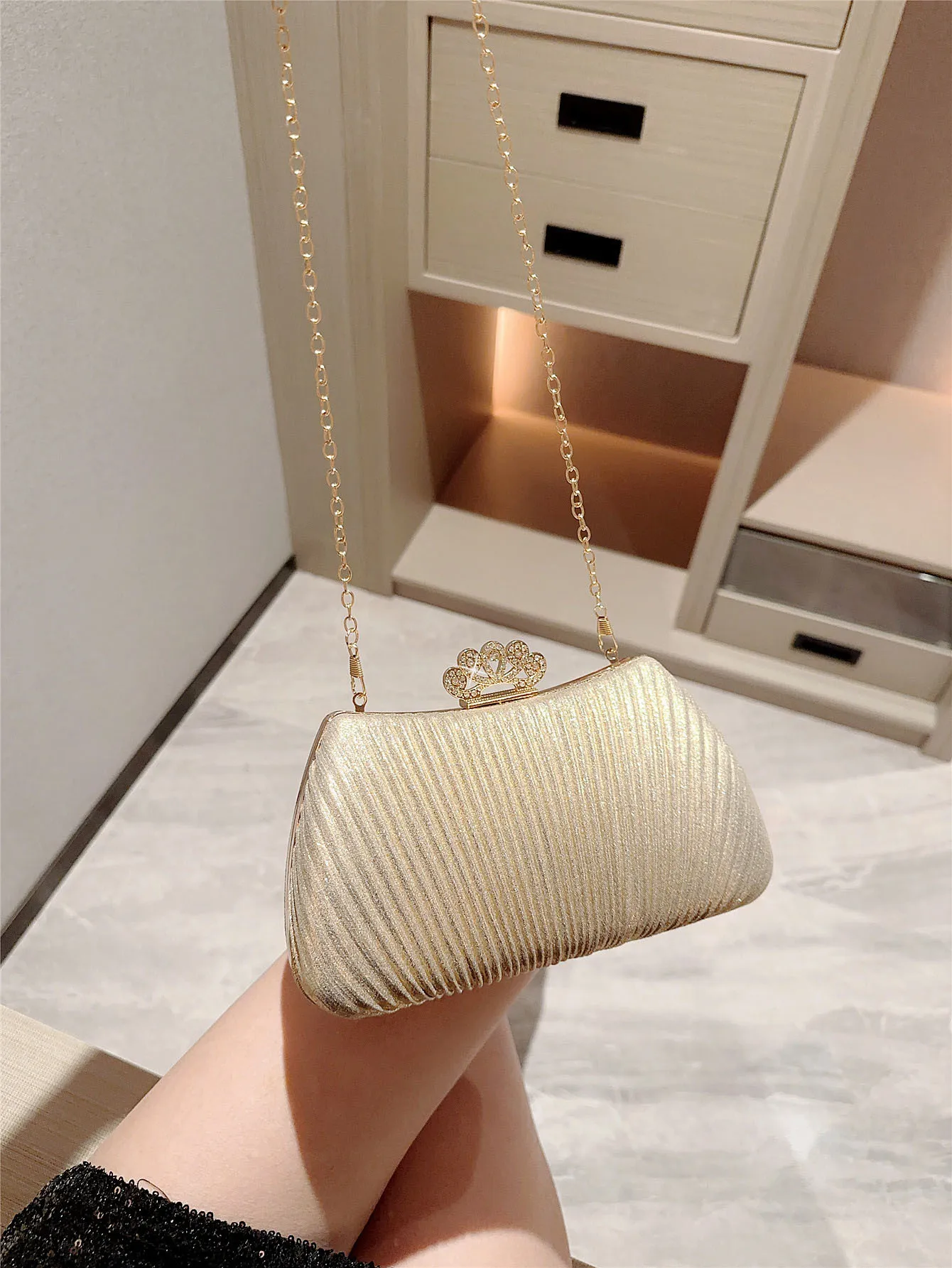 fashion ladies golden pleated prom dress party wedding evening bags high quality for women wholesale