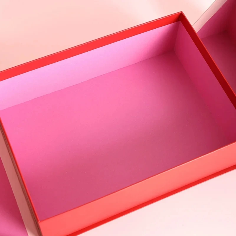 Delicate Flip Top Double-Door Folding Gift Box Bronzing Cardboard Heart Candy Boxes Wedding Birthday Party Gift Packaging Cases