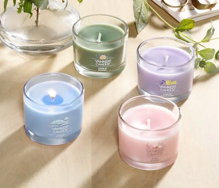 yankee Candles and bottle4.jpg