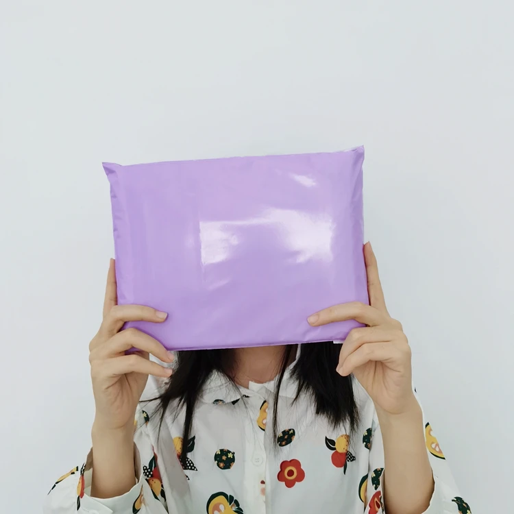 Wholesale Distribute Express PolyMailer Custom Mailing Bags for Packaging Shipping