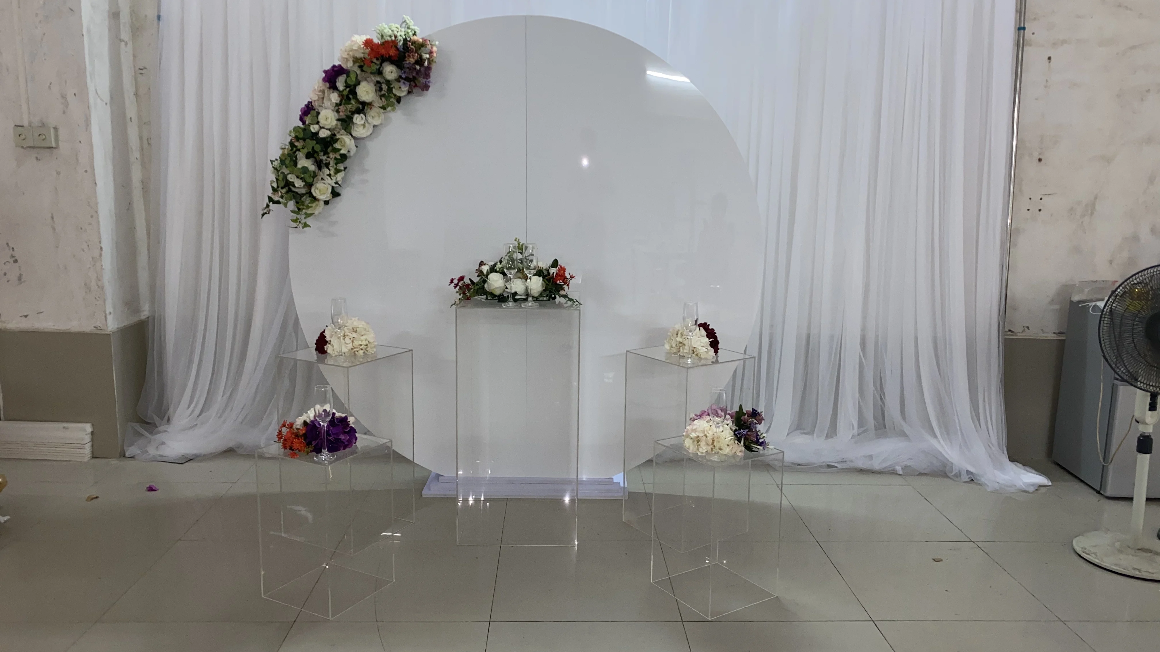 catering stand price 50cm cube transparent table wedding hotel dessert risers white acrylic buffet food display stand for party