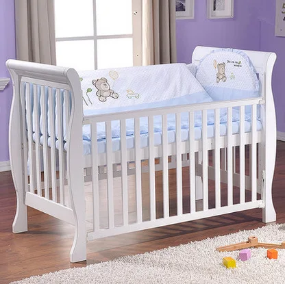 2021 Hot Selling New Style Wooden Portable Baby Crib/Swing Beds for baby  kids