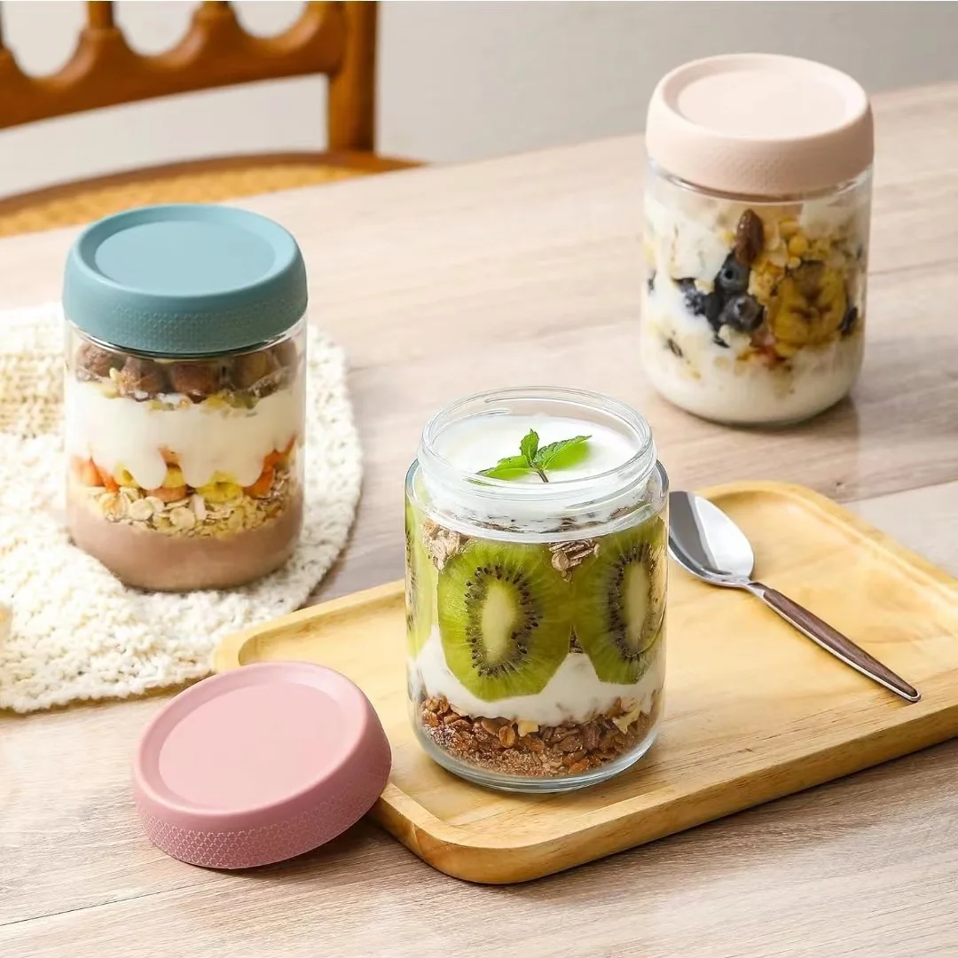 Wholesale empty stackable custom logo glass storage jar with plastic lid for food honey