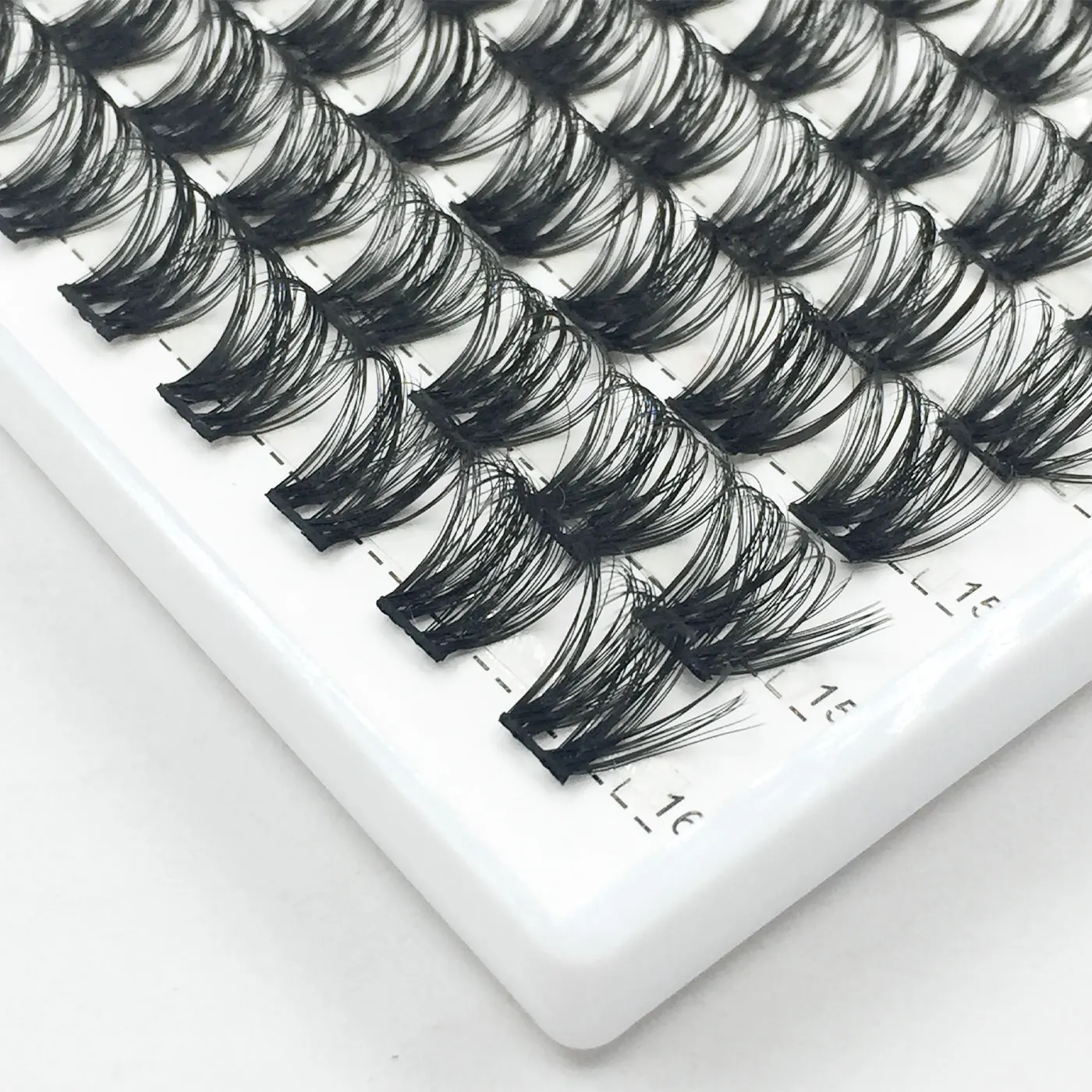 DIY Cluster Lashes Cruelty Free DIY Lash Kit pre glued cluster lashes