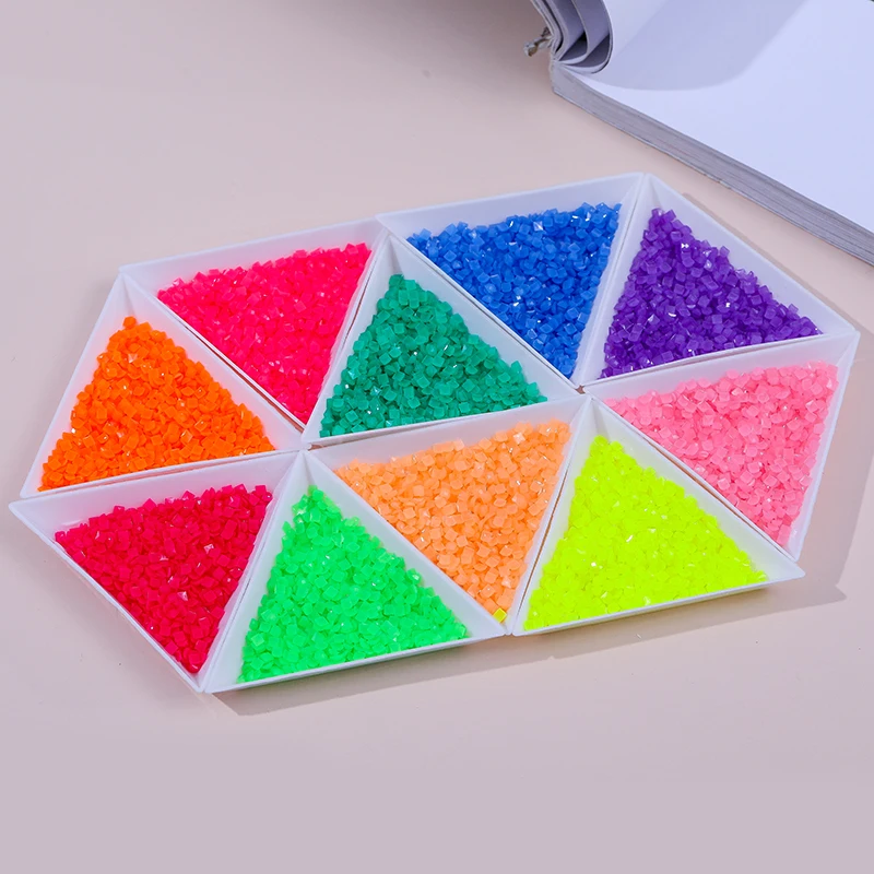 Glow in The Dark Round Diamond Painting Replacement Beads,Resin Square Diamonds Missing Drills Accessories for Diamond Art