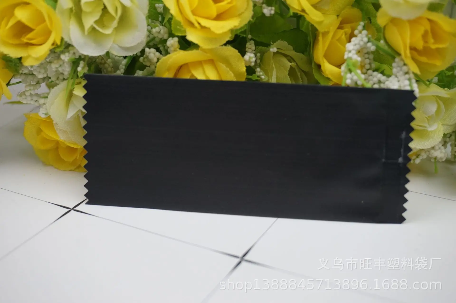 Multiple Design Fin Seal Hairline Finish Laminated Plastic Heat Sealable Small Pastry Candy Packaging Pillow Bag