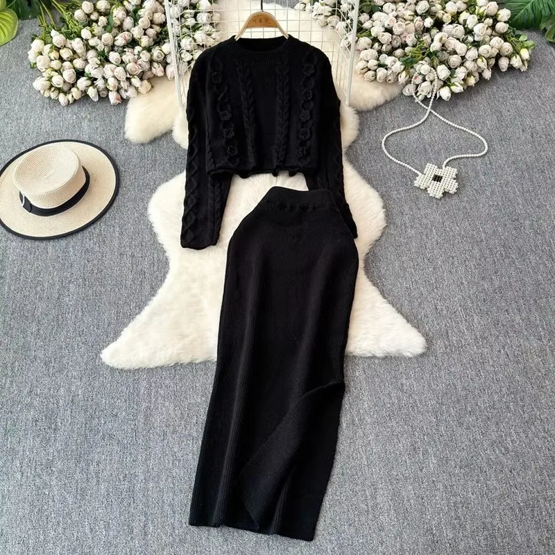 French Retro Female Two-Piece Set Casual Pleated Solid Pattern Single Shoulder Halter Top Open Half Skirt Knitted Autumn Loose