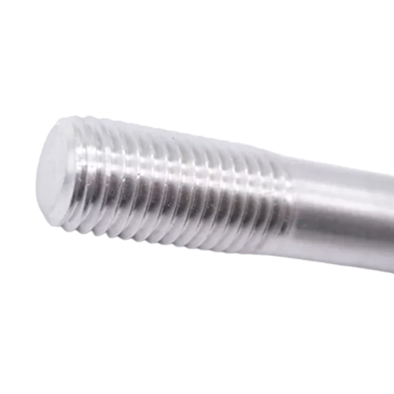 Robust Steel Round Bars for Industrial and Manufacturing Applications