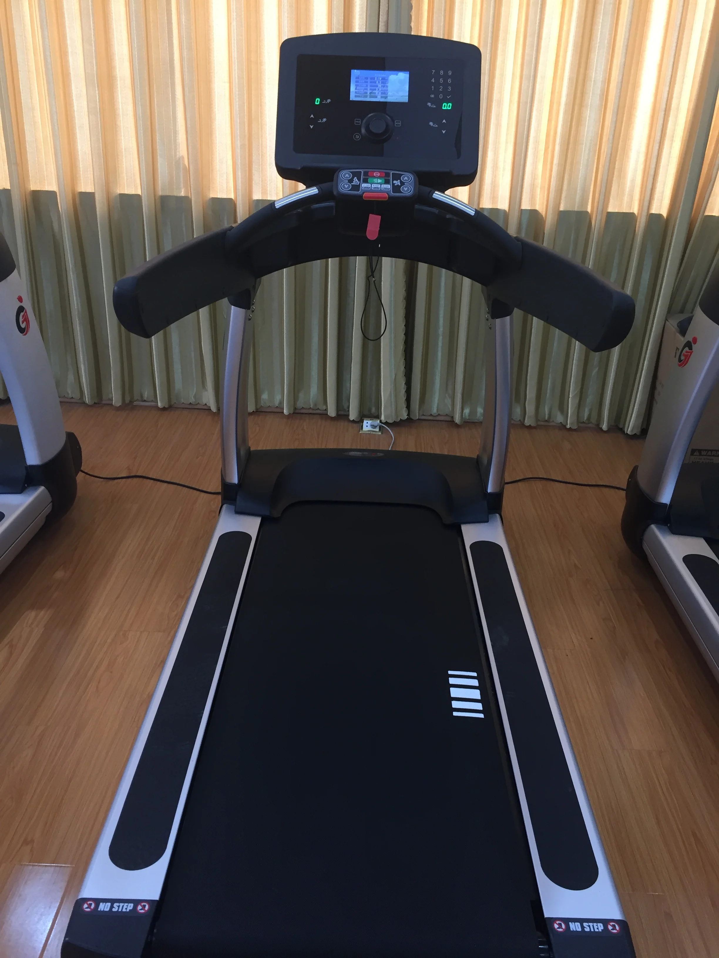 Commercial treadmill with LCD JG-9500C