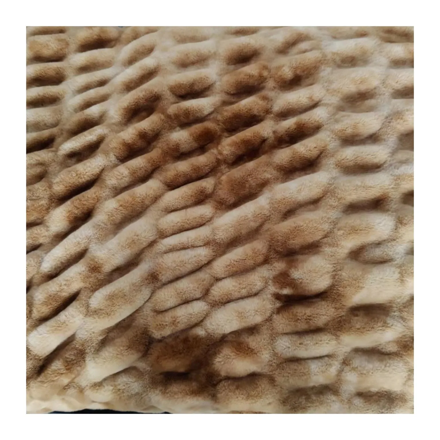 Popular Fabric 5% Spandex+95% Polyester Faux Fur Fabric Faux Rabbit Fur Ruched Throw Blanket Cushion Fabric