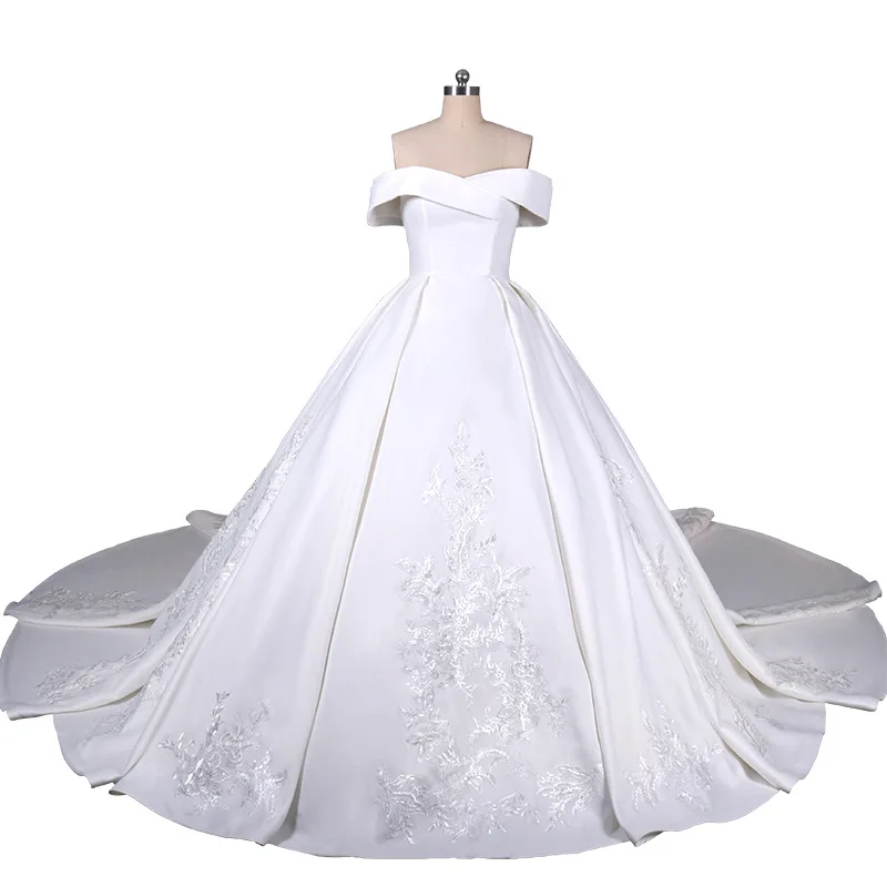 XINEN   French satin bridal wedding dress one-shoulder elegant slim-fitting gown with large tail