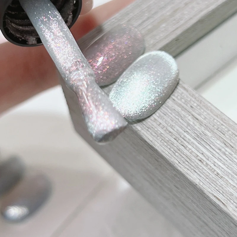 2023 New Design 12ml Dynamic 10 Colors Aurora Effect Cat Eye Gel Soak Off UV Gel Reflective Glitter Cat Eye Gel Polish