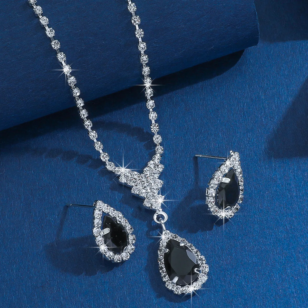 AM Rhinestone Teardrop Bridal Necklace Earring Set Bridal Wedding Necklace Earring Set Crystal Teardrop Necklace AM1160038