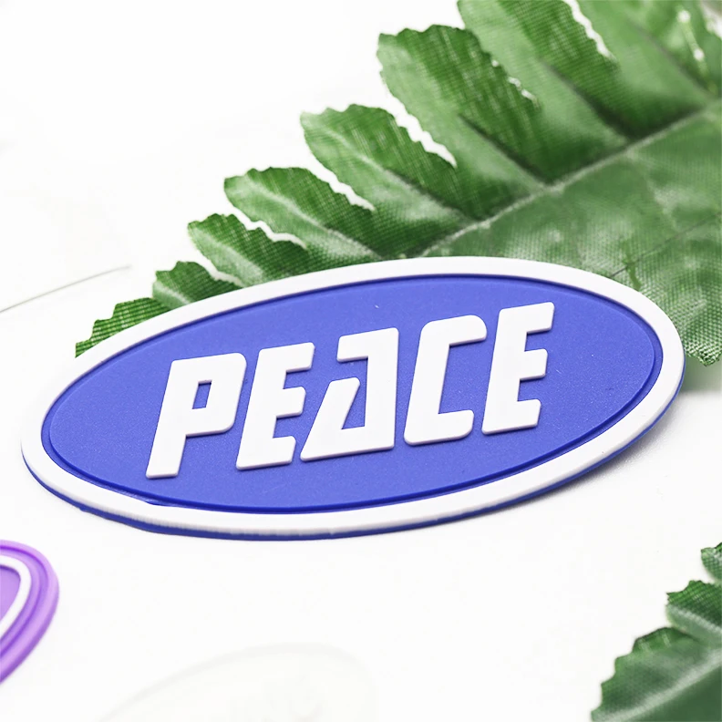 3D clothing label custom rubber logo from china supplier