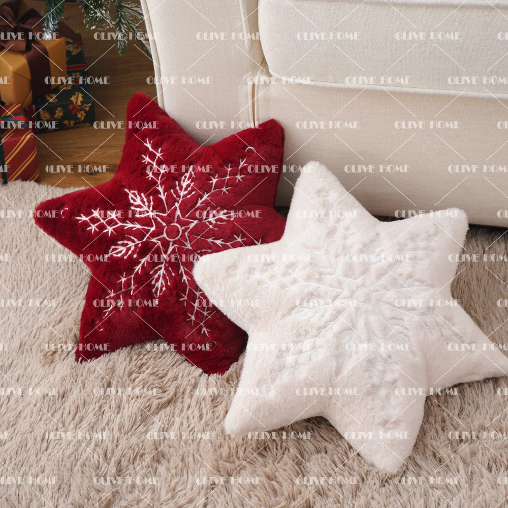 Christmas Throw Pillow 3D Shaped Cushion Christmas Decorative Pillows Shaped Christmas Toys Decor for Home Decorations Cushion
